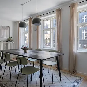 Sanders Main - Popular Two-bedroom Duplex Next To Magical Nyhavn Appartement